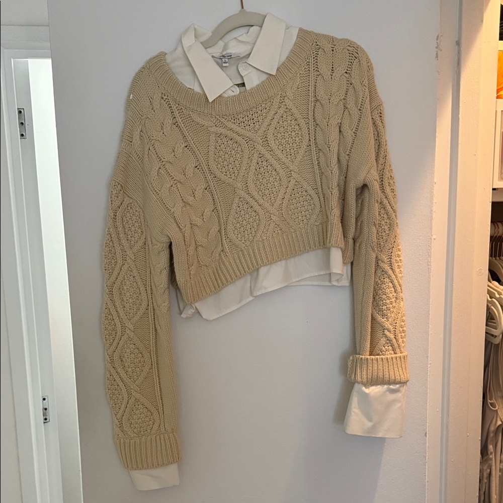 Elegant Cable Knit Cropped Sweater - Beige